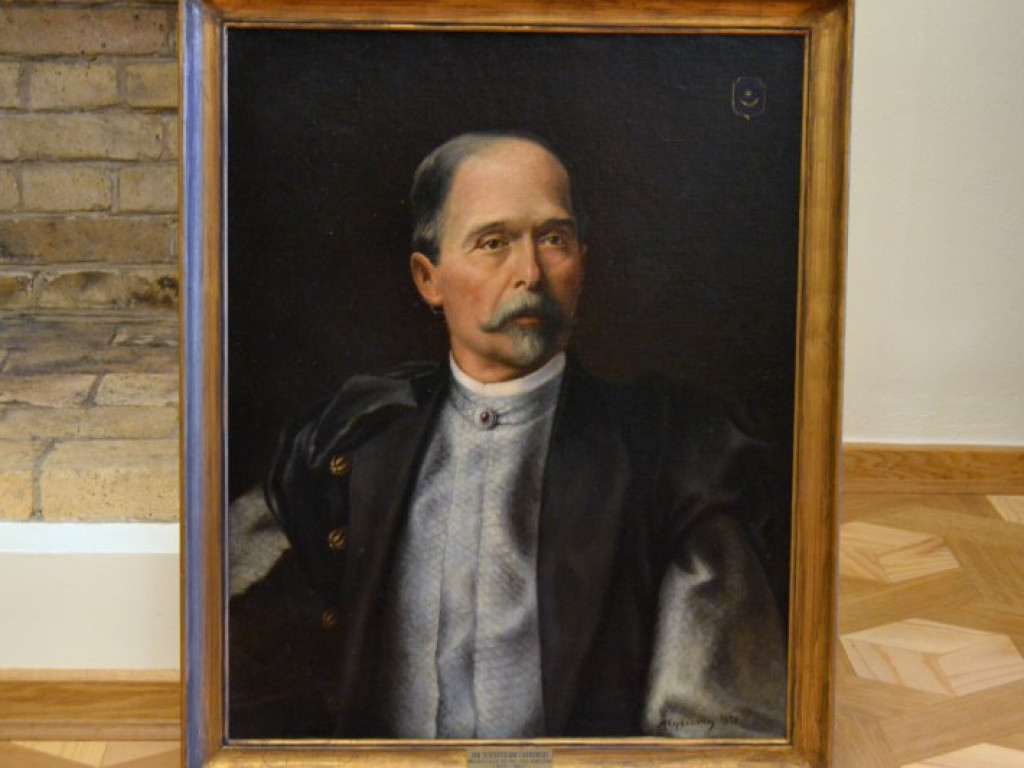 Rodowe portrety Tarnowskich w darze dla tarnobrzeskiego muzeum [zdjęcia]