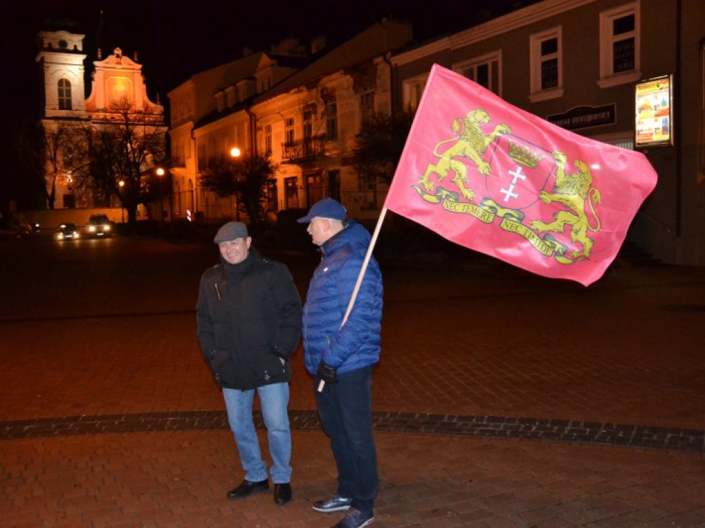 W Tarnobrzegu upamiętnili rocznicę zamordowania prezydenta Gdańska Pawła Adamowicza [zdjęcia]