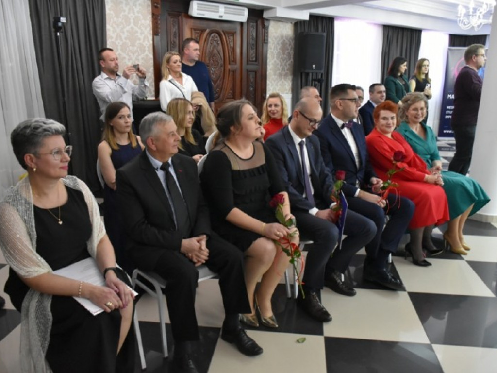 Sandomierz, Lenarczyce. Wspaniały bal uczniów 