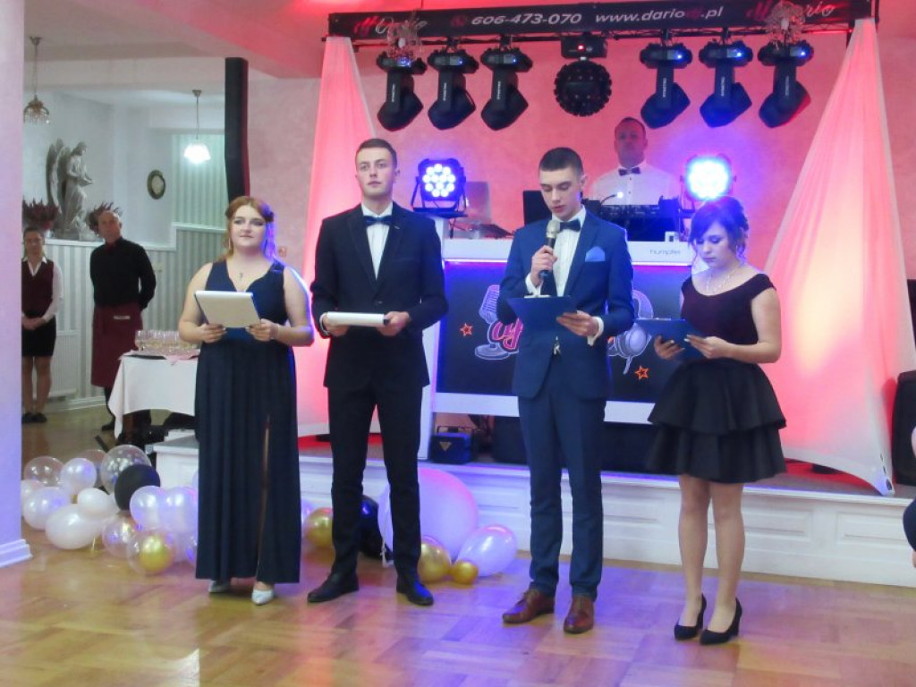 Studniówka sandomierskiego 
