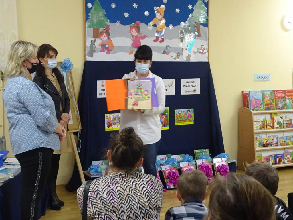 Nagrodzono laureatów konkursu plastyczno-literackiego w Przedszkolu nr 1 w Połańcu [zdjęcia]