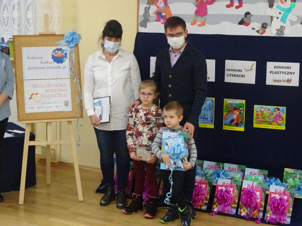 Nagrodzono laureatów konkursu plastyczno-literackiego w Przedszkolu nr 1 w Połańcu [zdjęcia]
