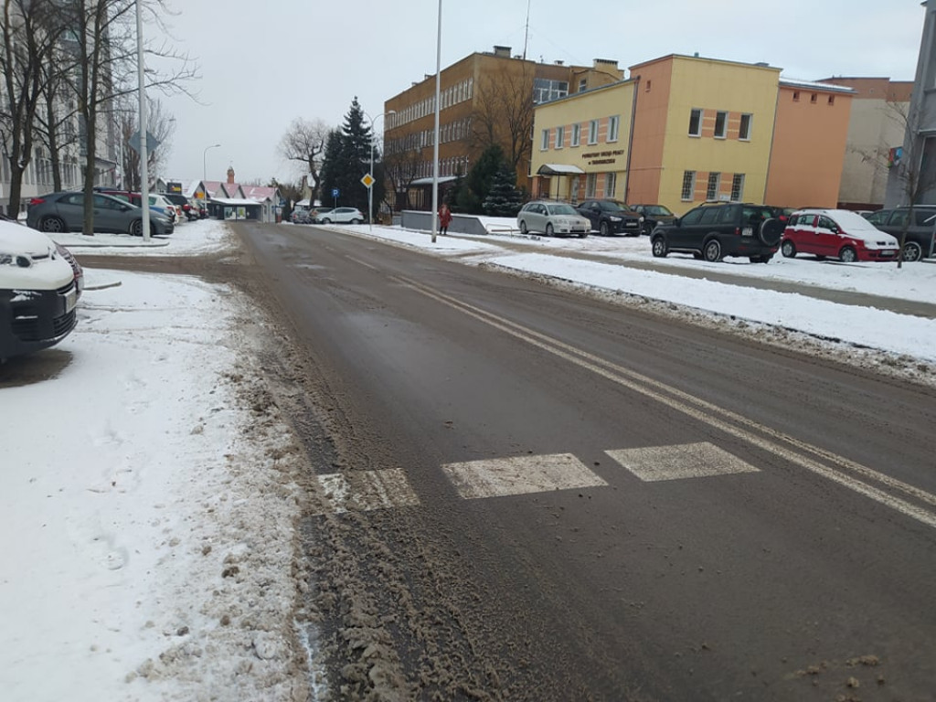 Tarnobrzeg. Jaka sytuacja na drogach? Prognoza pogody na piątek [zdjęcia]