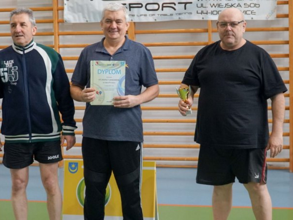 Turniej o Indywidualne Mistrzostwo Amatorskiej Ligi Tenisa Stołowego w Tarnobrzegu [zdjęcia]