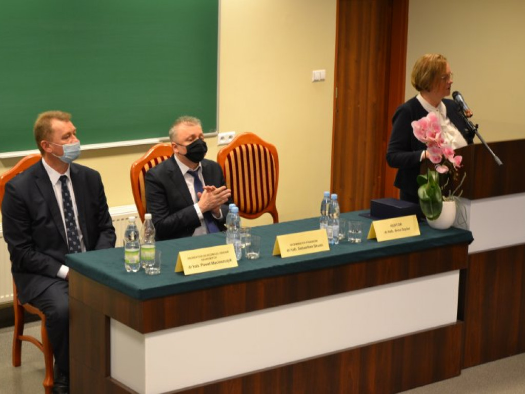 Wiceminister finansów w tarnobrzeskiej Państwowej Uczelni Zawodowej [zdjęcia]