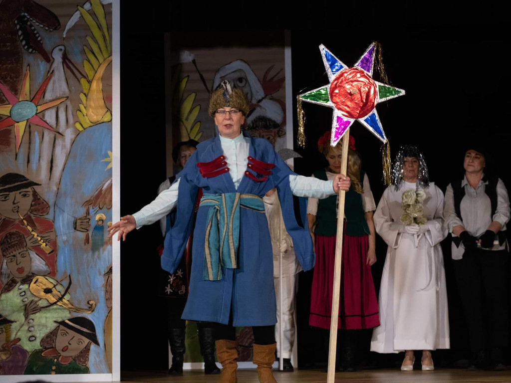 Zawichost. Owacja na stojąco dla aktorów Zawichojskiego Teatru Miejskiego [zdjęcia]