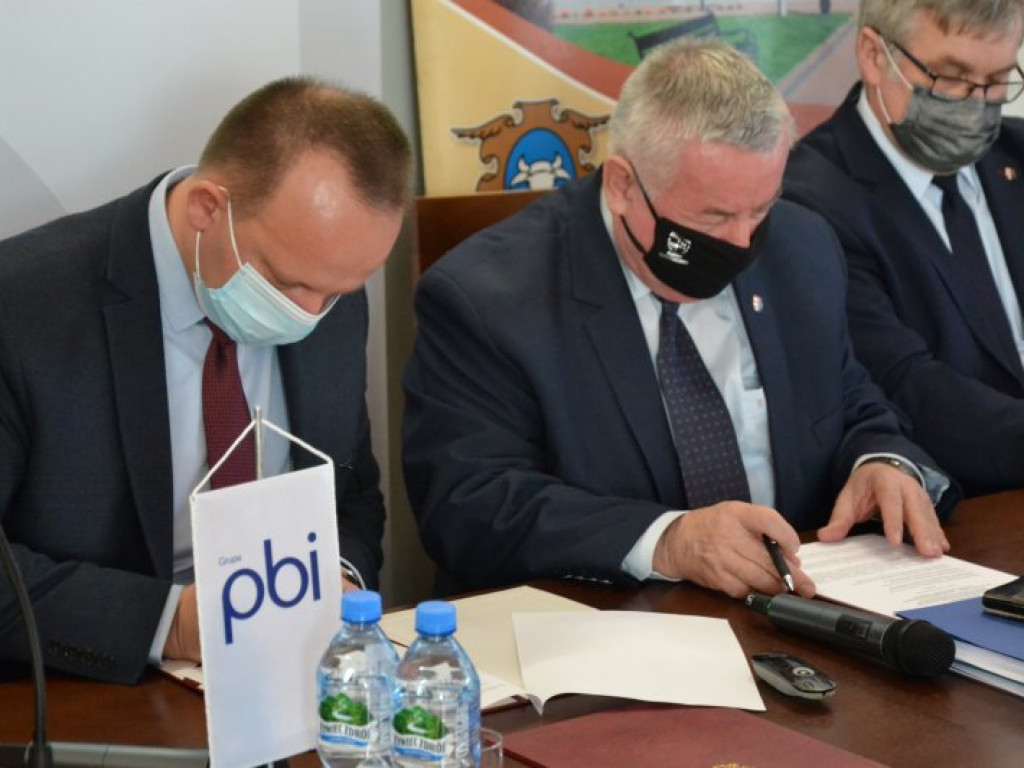 Miliony złotych na drogi w gminach Baranów Sandomierski i Nowa Dęba [zdjęcia]