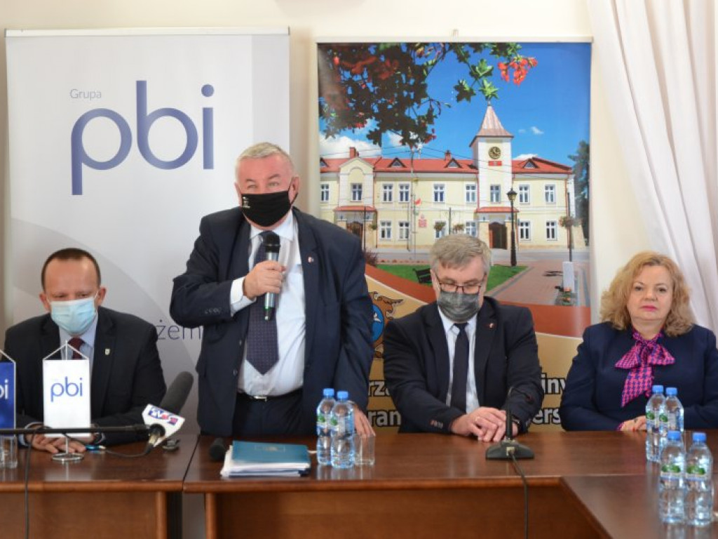 Miliony złotych na drogi w gminach Baranów Sandomierski i Nowa Dęba [zdjęcia]