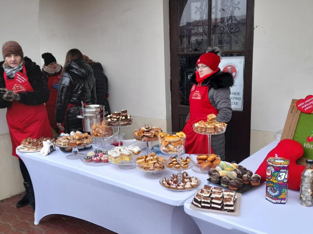 Staszów gra z Wielką Orkiestrą. Moc atrakcji na Rynku, a wieczorem finałowy koncert [zdjęcia]