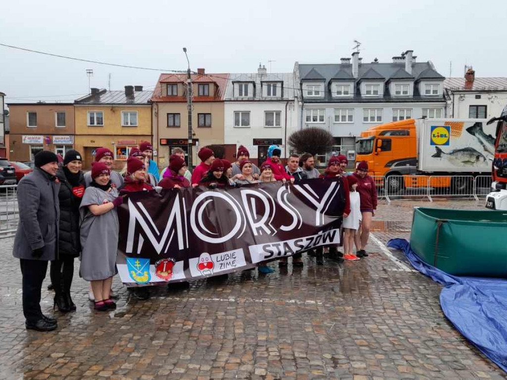 Staszów gra z Wielką Orkiestrą. Moc atrakcji na Rynku, a wieczorem finałowy koncert [zdjęcia]