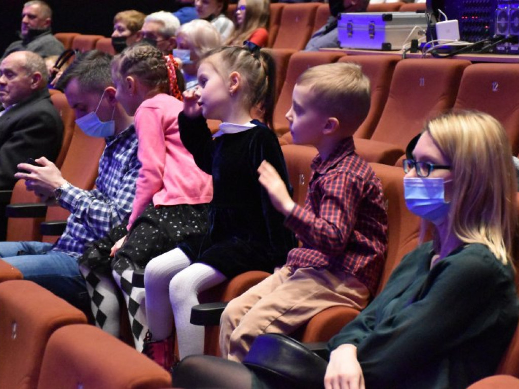 Koncert charytatywny dla Wiktorii i Adrianka w Nowej Dębie [zdjęcia]