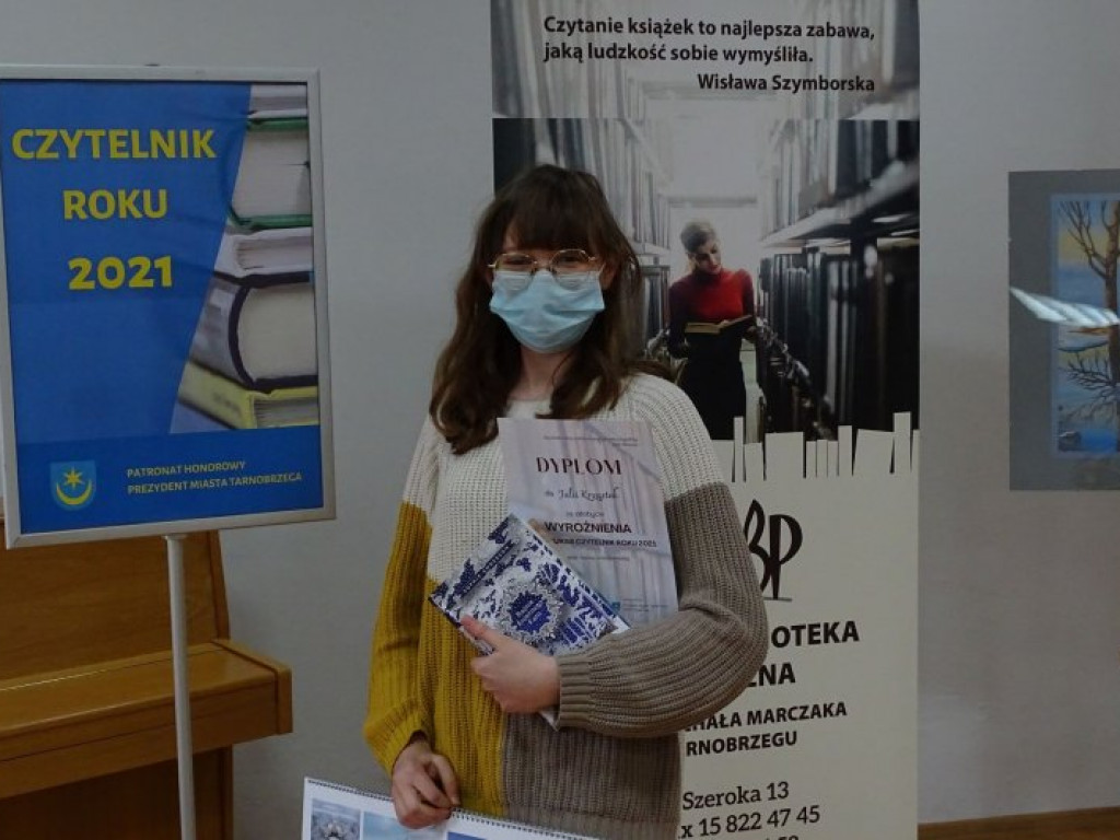 Czytelniczka Roku W Tarnobrzegu wypożyczyła 612 książek! [zdjęcia]