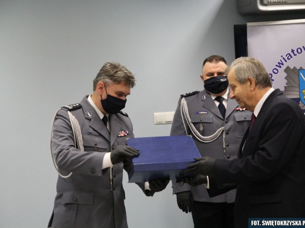 Pożegnanie komendanta staszowskiej policji. Znamy nazwisko następcy [zdjęcia]