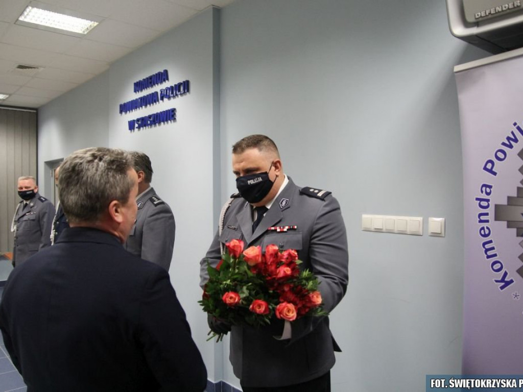 Pożegnanie komendanta staszowskiej policji. Znamy nazwisko następcy [zdjęcia]