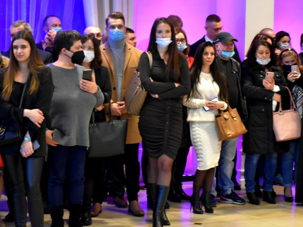 Sandomierz, Dwikozy. Zachwycający polonez uczniów Collegium Gostomianum [zdjęcia]