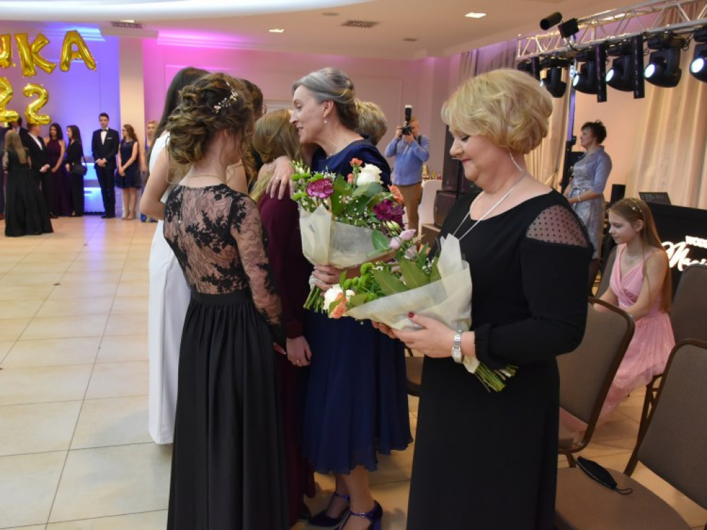 Sandomierz, Dwikozy. Zachwycający polonez uczniów Collegium Gostomianum [zdjęcia]