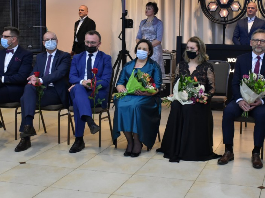 Sandomierz, Dwikozy. Zachwycający polonez uczniów Collegium Gostomianum [zdjęcia]
