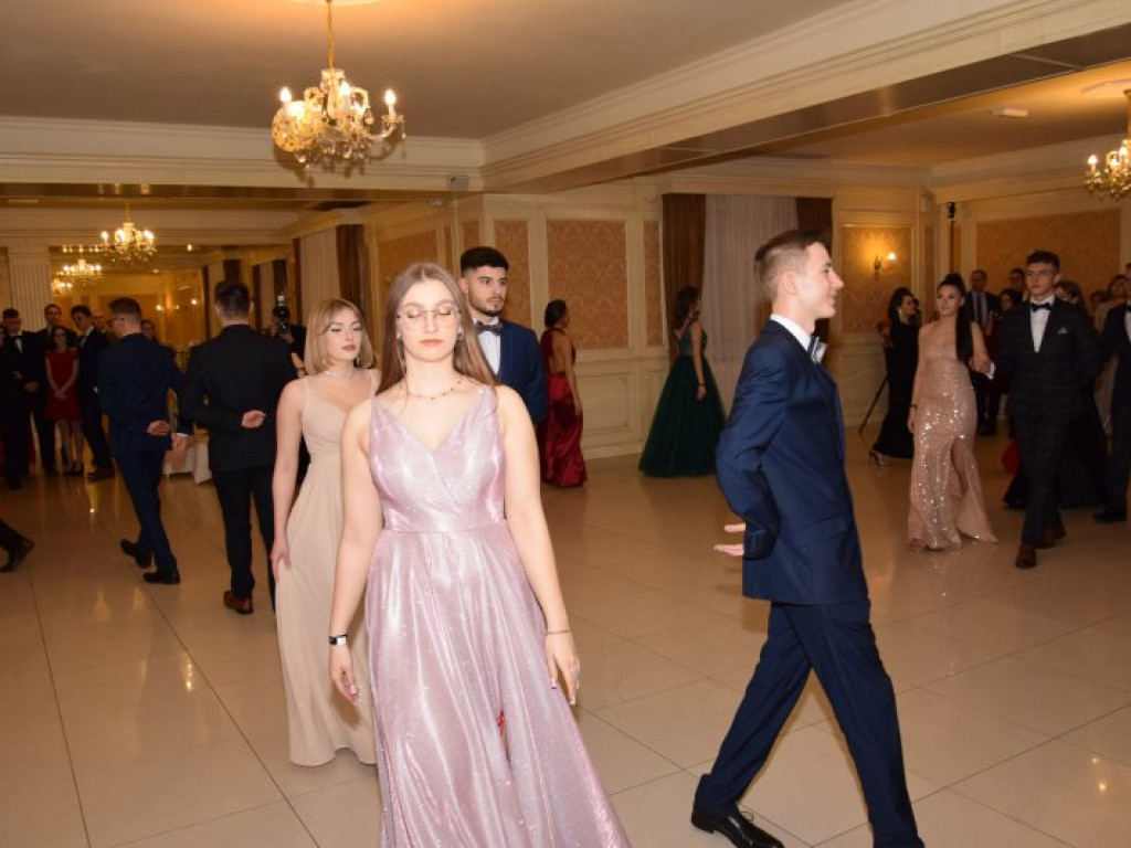 Druga tura studniówki tarnobrzeskiego 