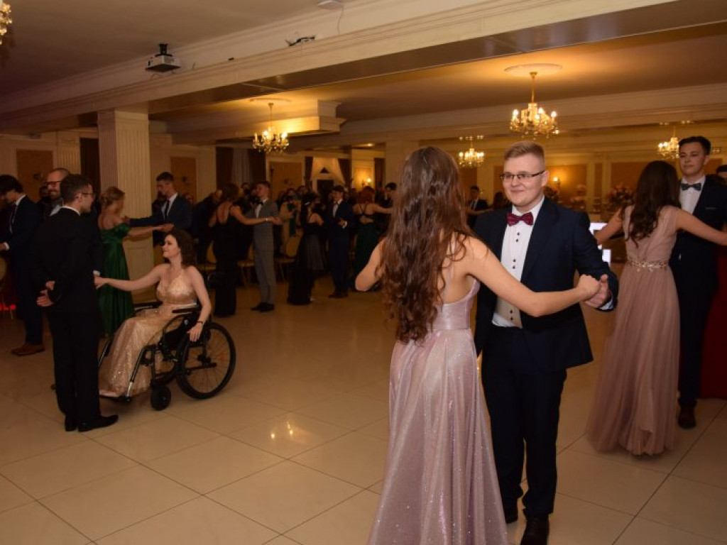 Druga tura studniówki tarnobrzeskiego 
