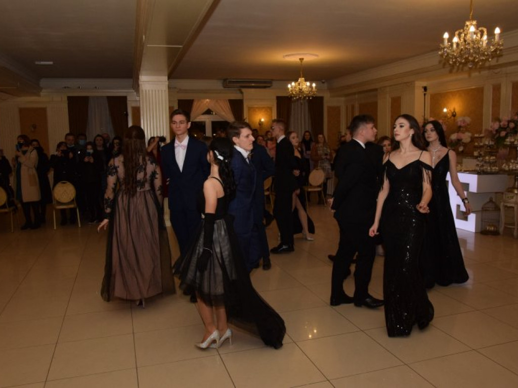Druga tura studniówki tarnobrzeskiego 