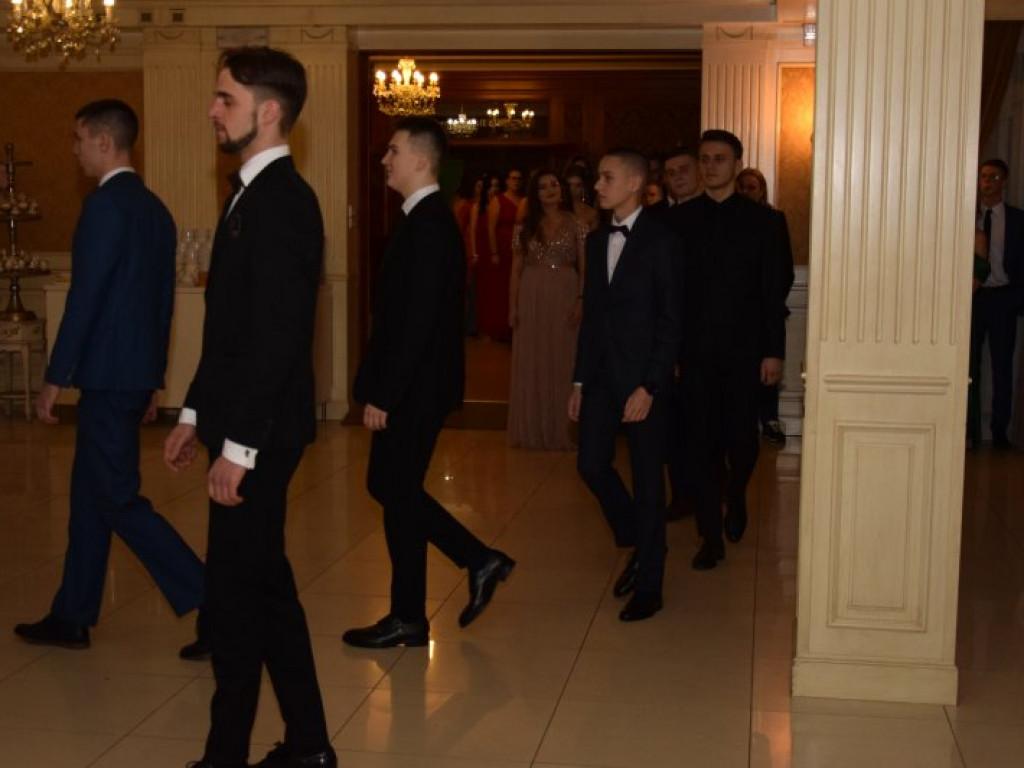 Druga tura studniówki tarnobrzeskiego 