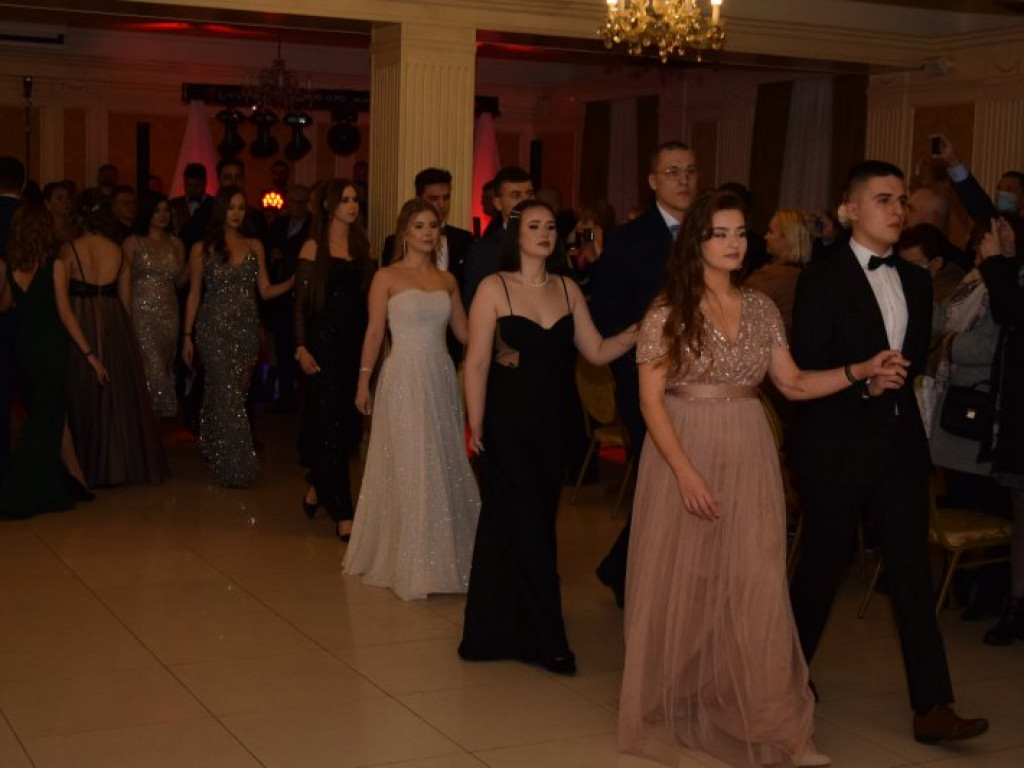 Druga tura studniówki tarnobrzeskiego 