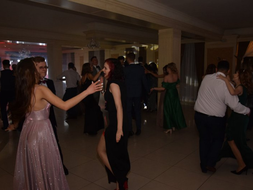 Druga tura studniówki tarnobrzeskiego 
