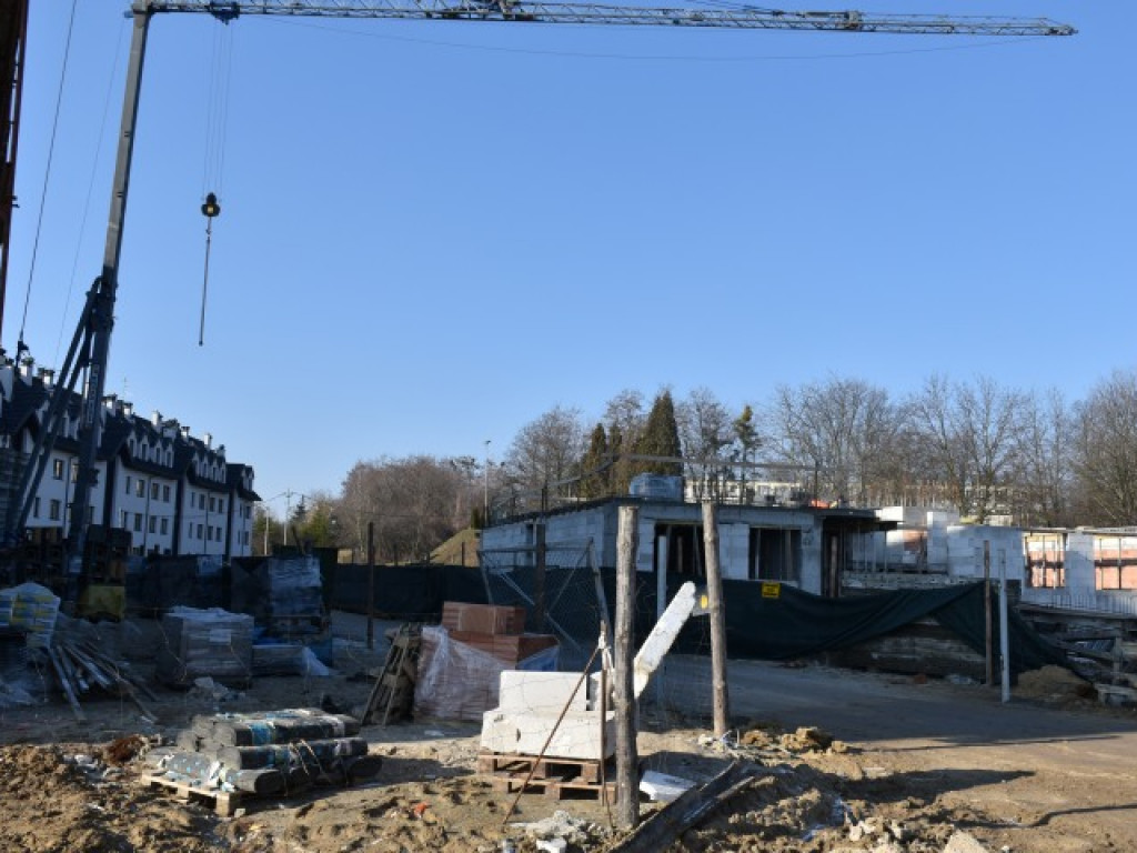 Sandomierz. Mieszkańcy powstającego osiedla apelują o budowę drogi [zdjęcia]