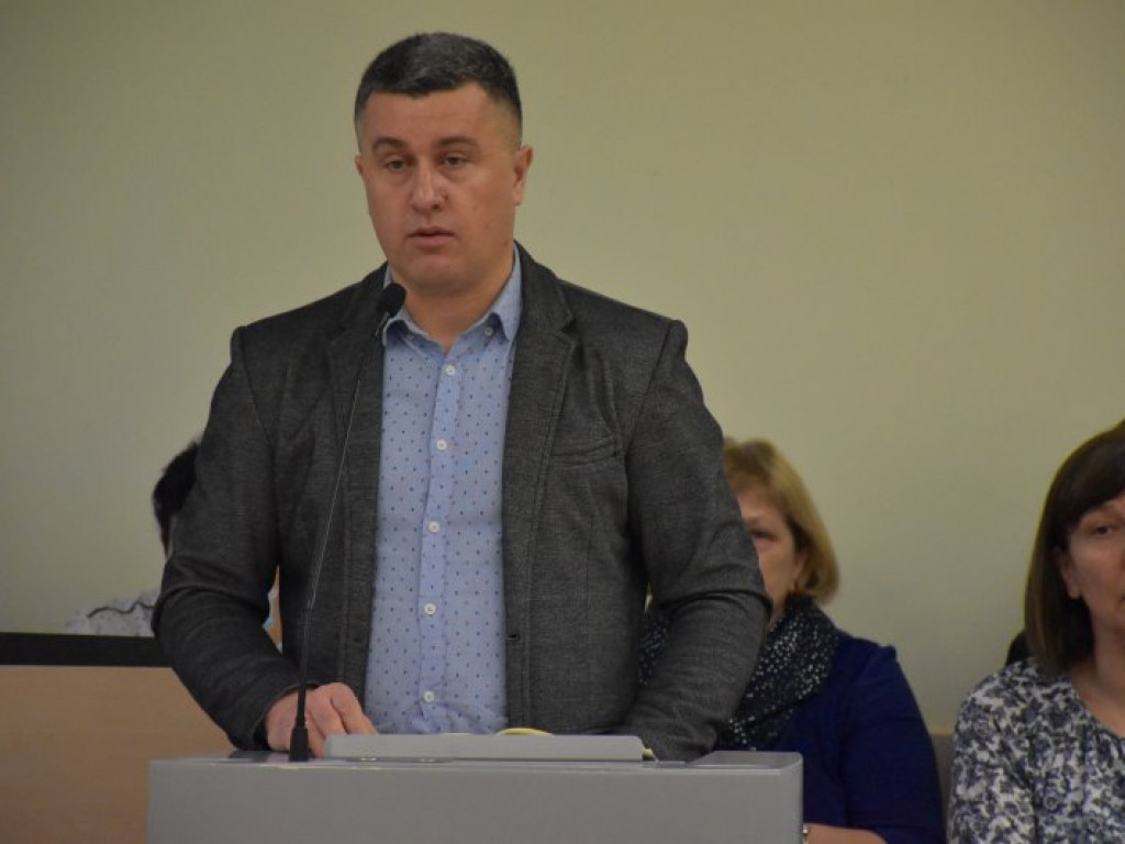 Nowa Dęba. Jest decyzja rady w sprawie likwidacji szkół [zdjęcia]