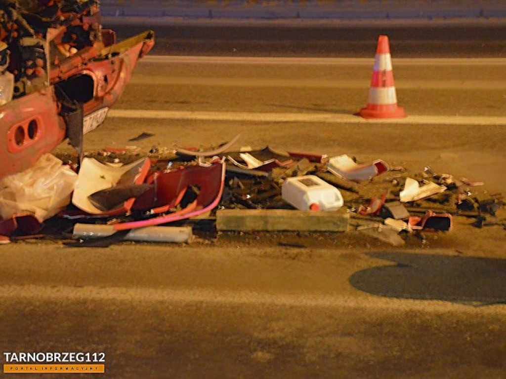 Zderzenie dwóch ciężarówek w Tarnobrzegu [zdjęcia]