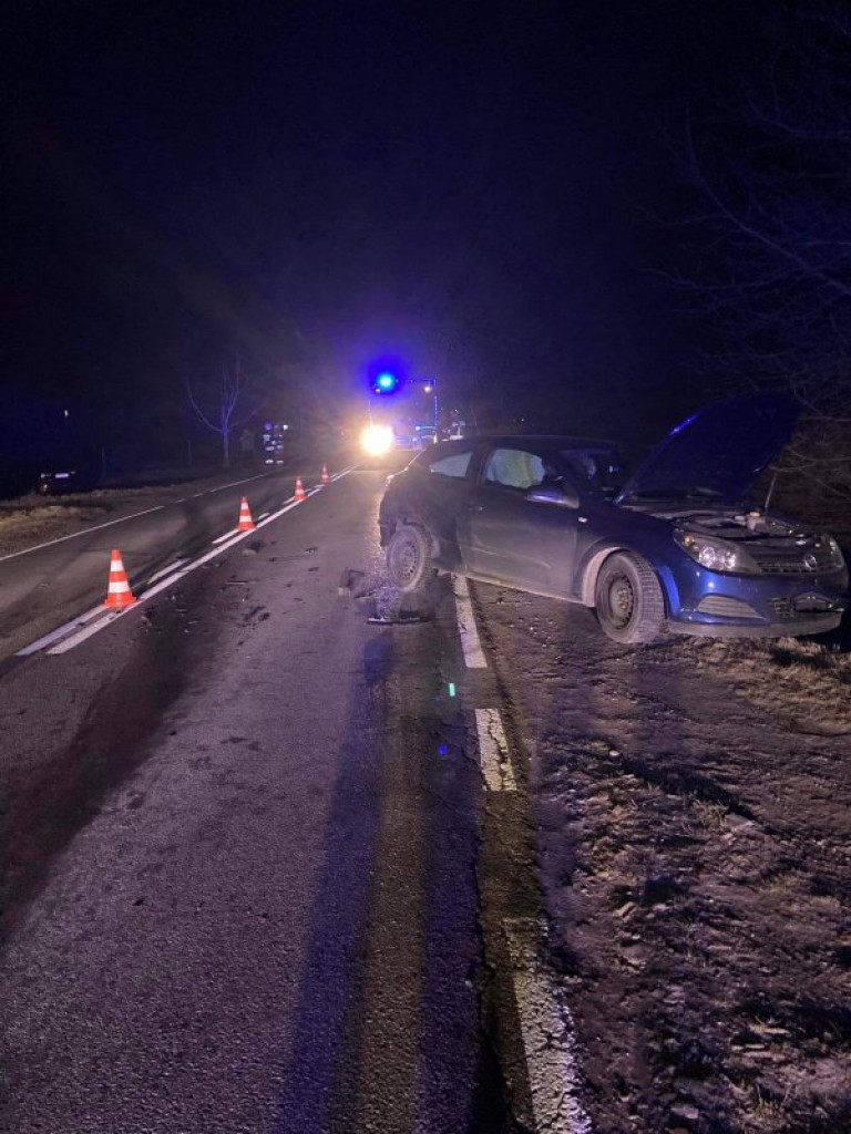 Groźny wypadek pod Sandomierzem. Zderzyły się dwa auta [zdjęcia]