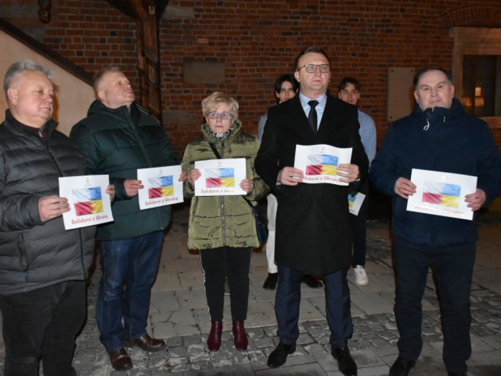 Przemarsz w geście solidarności. Sandomierzanie chcą pomóc mieszkańcom Ukrainy