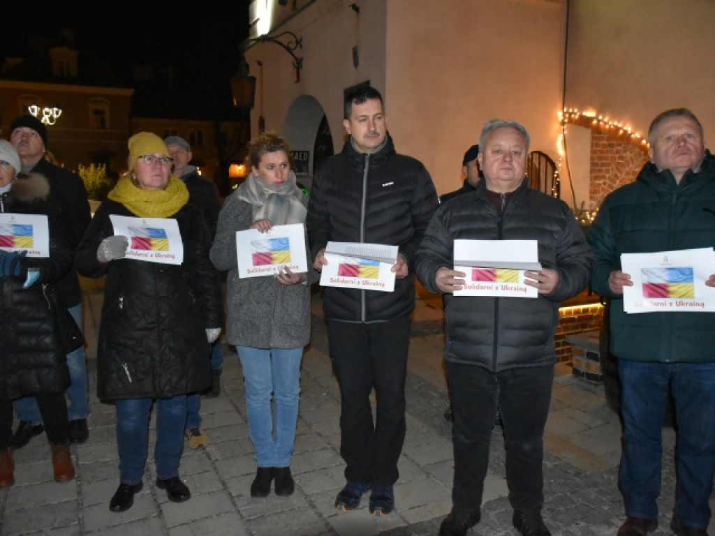 Przemarsz w geście solidarności. Sandomierzanie chcą pomóc mieszkańcom Ukrainy
