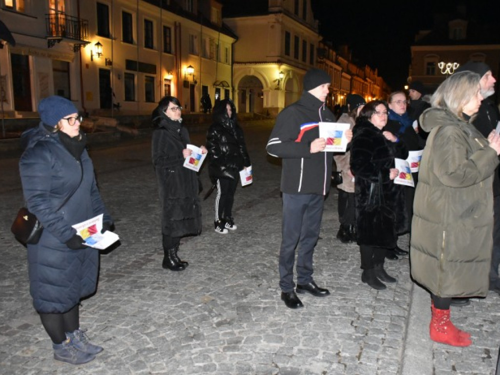 Przemarsz w geście solidarności. Sandomierzanie chcą pomóc mieszkańcom Ukrainy