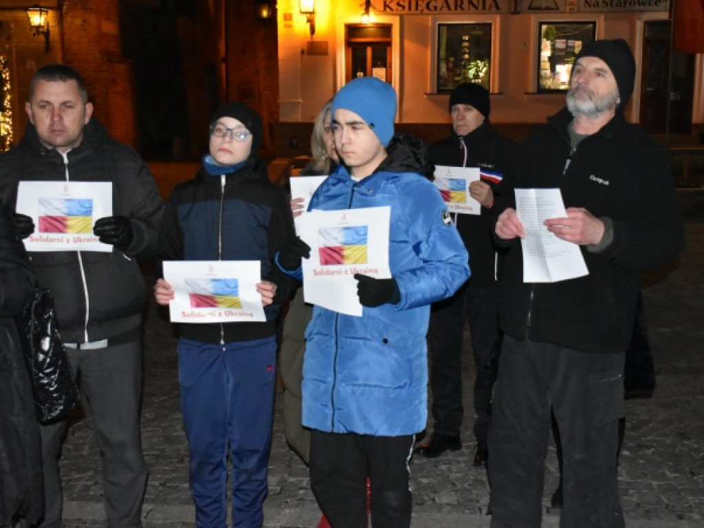 Przemarsz w geście solidarności. Sandomierzanie chcą pomóc mieszkańcom Ukrainy