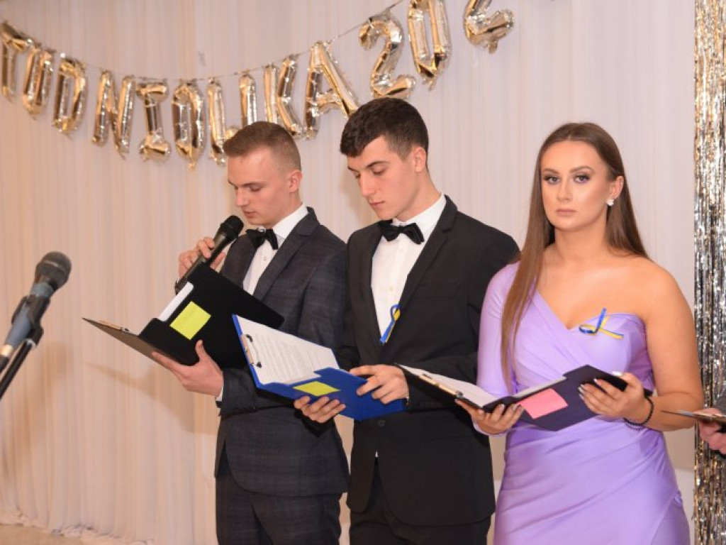 Studniówka 2022 tarnobrzeskiej 