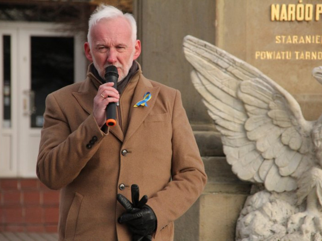 Tarnobrzeg. Protest przeciwko agresji Rosji na Ukrainę [zdjęcia]