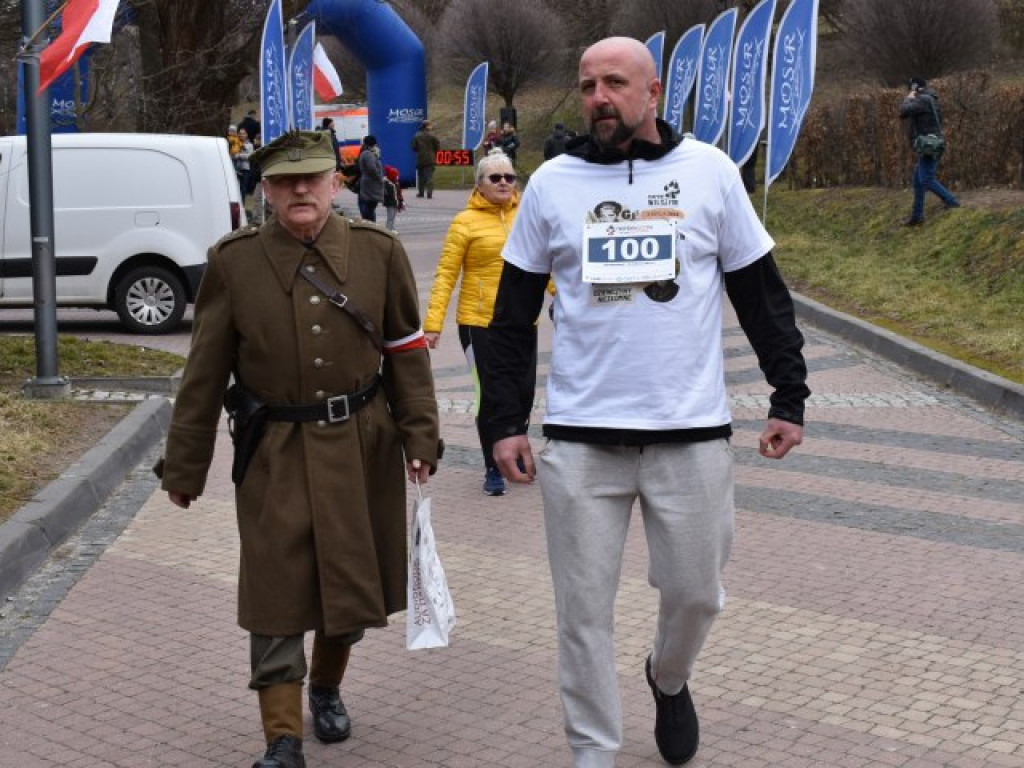Sandomierz. Biegiem uczcili żołnierzy wyklętych [zdjęcia]
