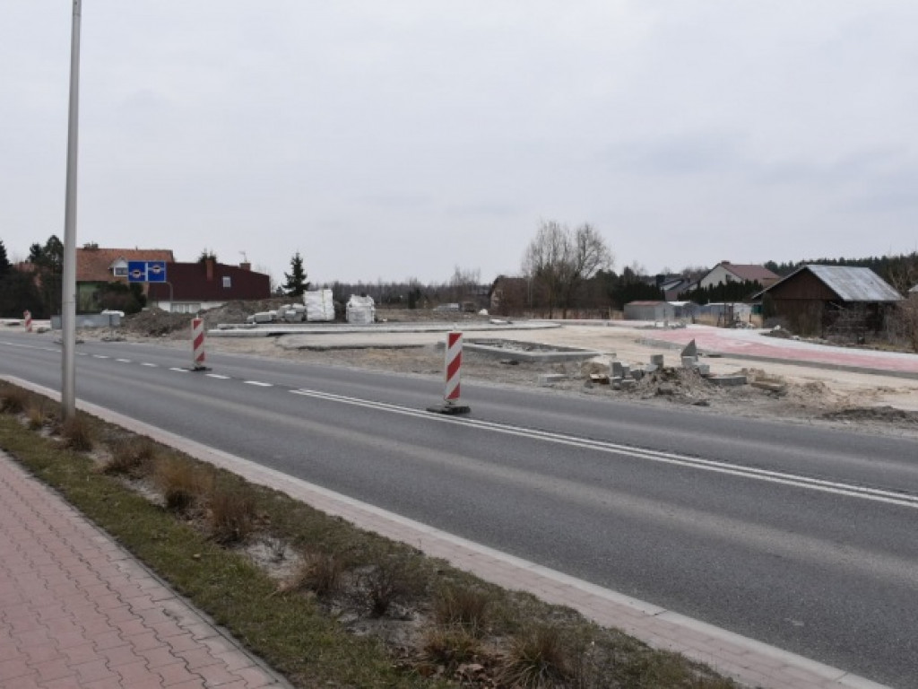 Utrudnienia na ul. Sikorskiego w Tarnobrzegu! Rozpoczęły się prace przy budowie ronda [zdjęcia]