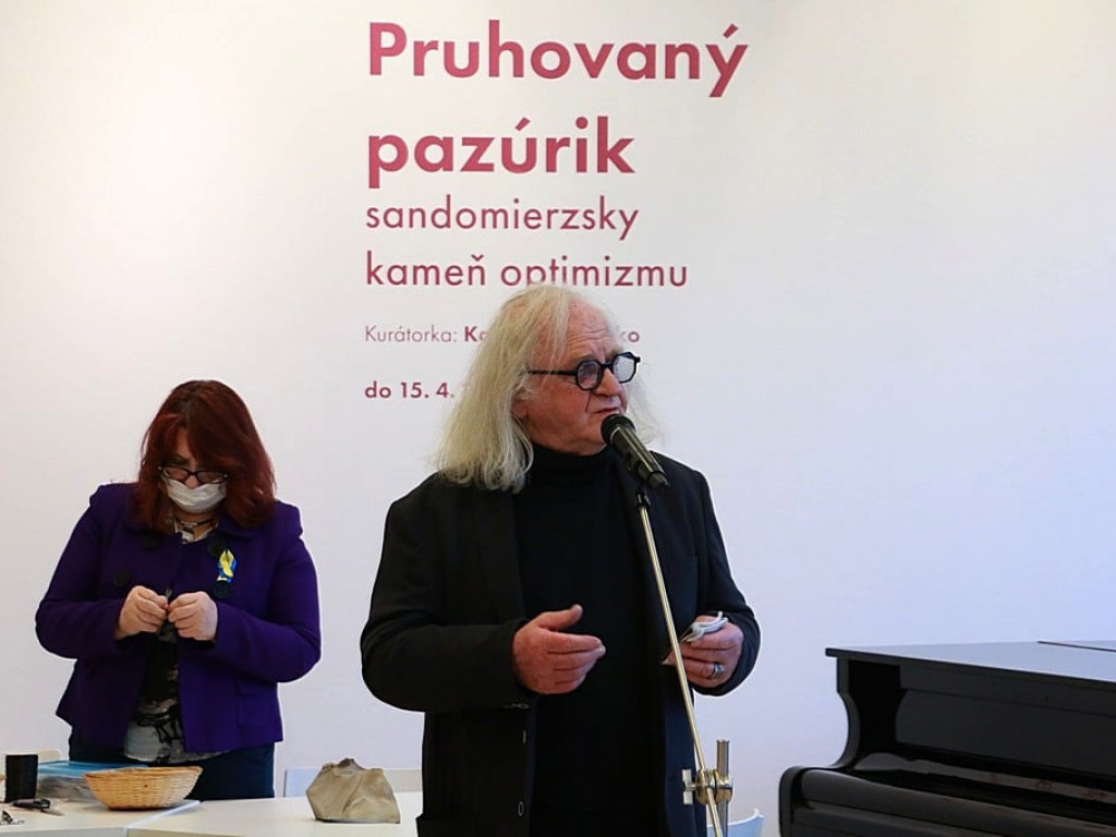 Krzemień pasiasty na wystawie w Bratysławie. Zachwycił ambasadora i znaną słowacką aktorkę [zdjęcia]