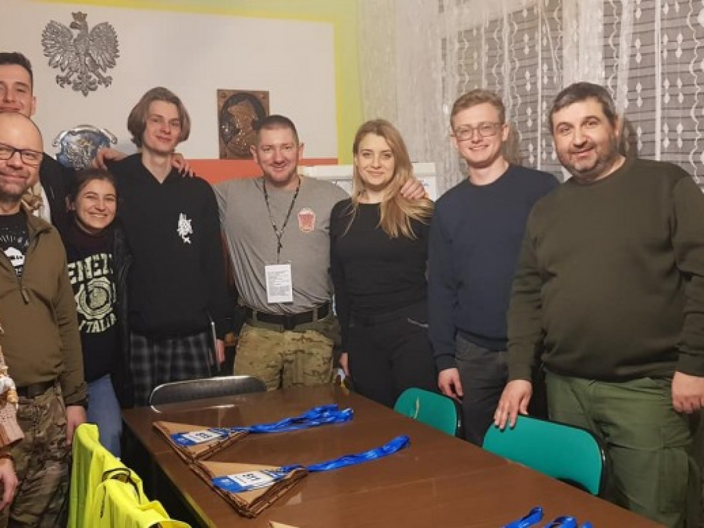 Tarnobrzeżanin kieruje harcerską pomocą dla uchodźców na granicy [zdjęcia]
