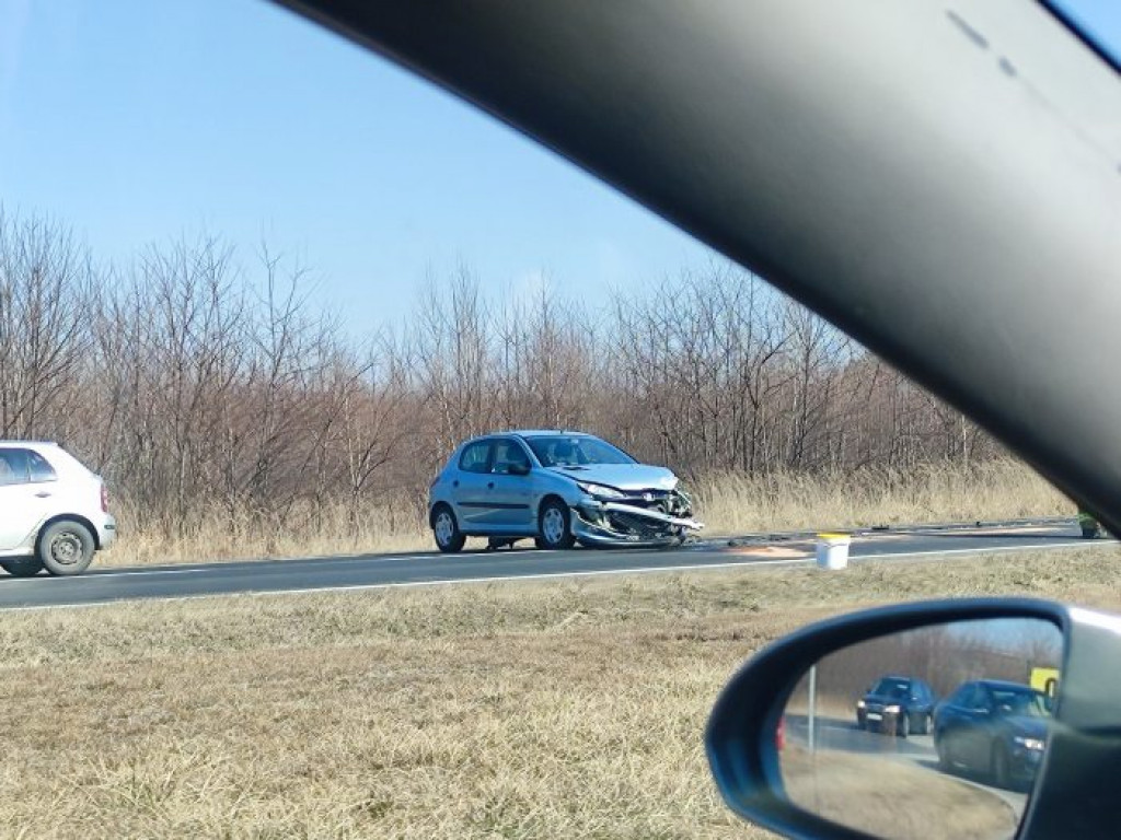 Wypadek na trasie Tarnobrzeg - Stalowa Wola. Utrudnienia pomiędzy Stalami i Jeziórkiem