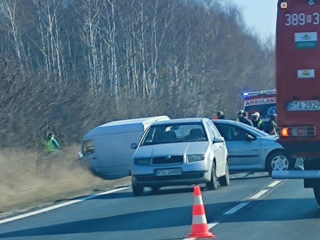 Wypadek na trasie Tarnobrzeg - Stalowa Wola. Utrudnienia pomiędzy Stalami i Jeziórkiem