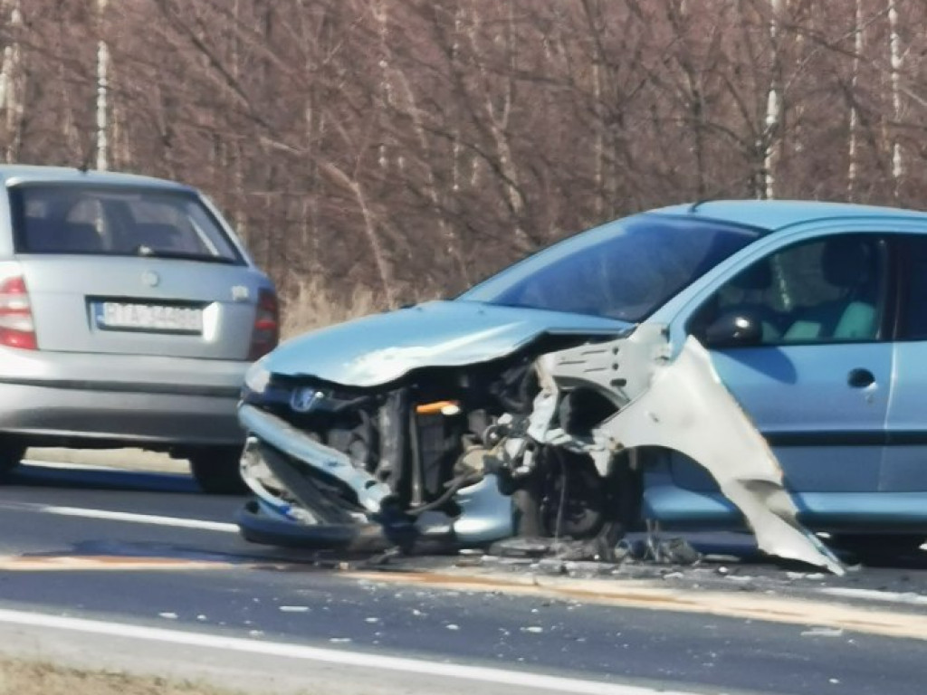 Wypadek na trasie Tarnobrzeg - Stalowa Wola. Utrudnienia pomiędzy Stalami i Jeziórkiem