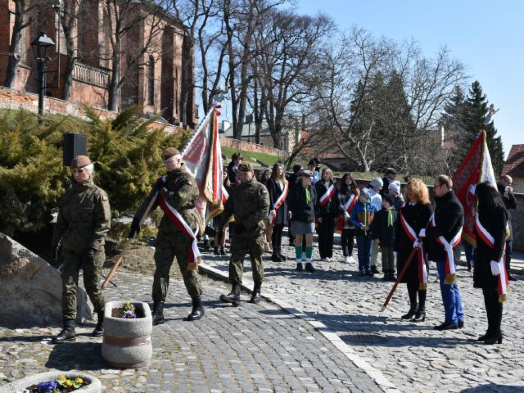 Sandomierz. Uroczystości ku czci ofiar hitlerowskiego terroru [zdjęcia]
