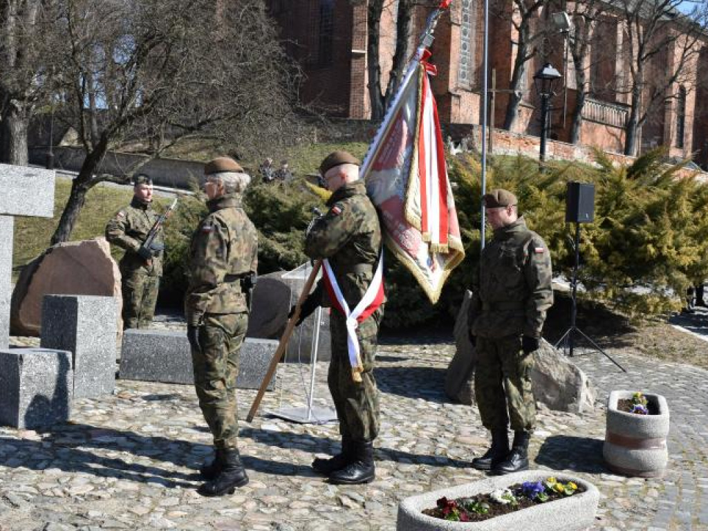 Sandomierz. Uroczystości ku czci ofiar hitlerowskiego terroru [zdjęcia]