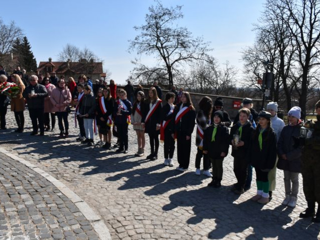 Sandomierz. Uroczystości ku czci ofiar hitlerowskiego terroru [zdjęcia]
