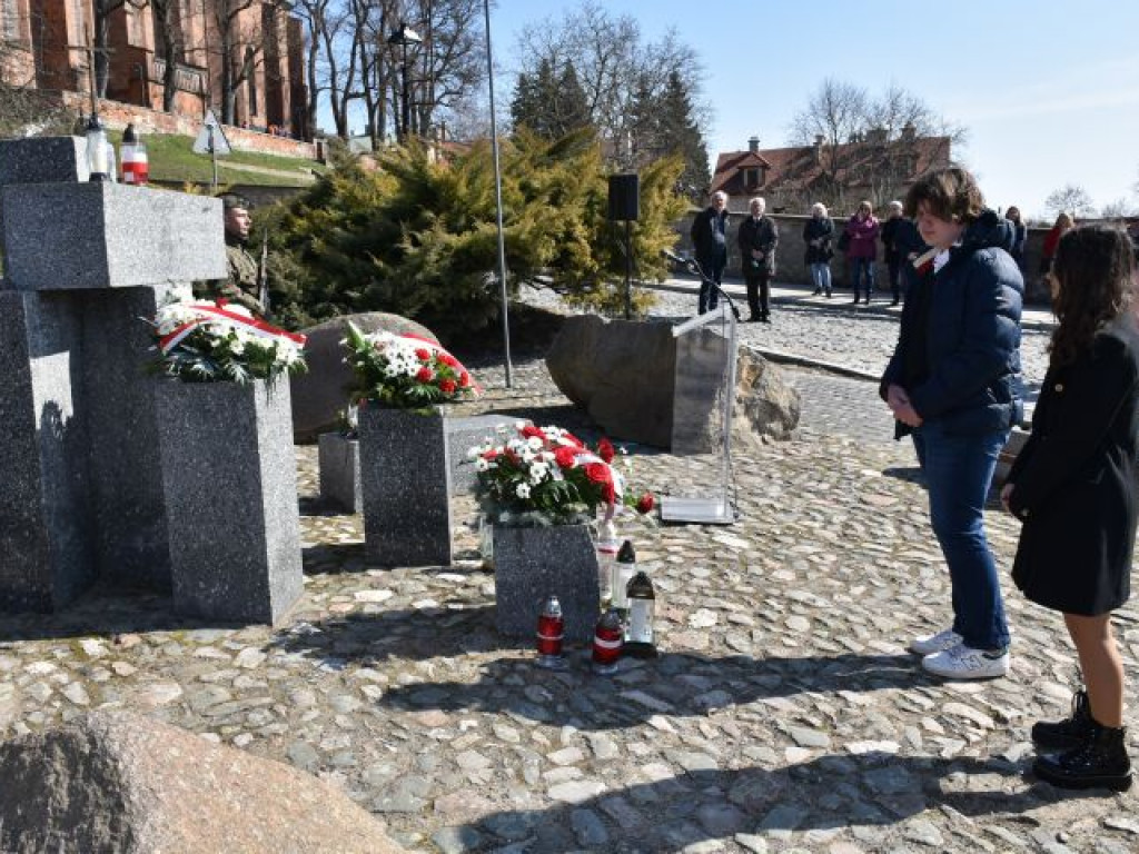 Sandomierz. Uroczystości ku czci ofiar hitlerowskiego terroru [zdjęcia]