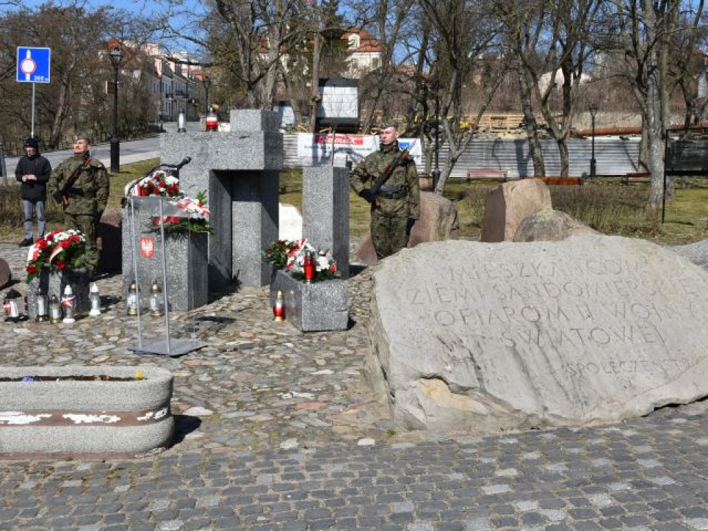 Sandomierz. Uroczystości ku czci ofiar hitlerowskiego terroru [zdjęcia]