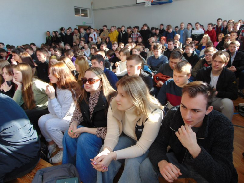 Gorzyce. Sala i siłownia w Zespole Szkół oficjalnie otwarte [zdjęcia]
